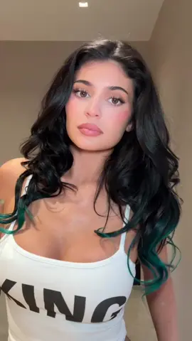 KING KYLIE COLLECTION DROPPING 10.18 kyliecosmetics.com 