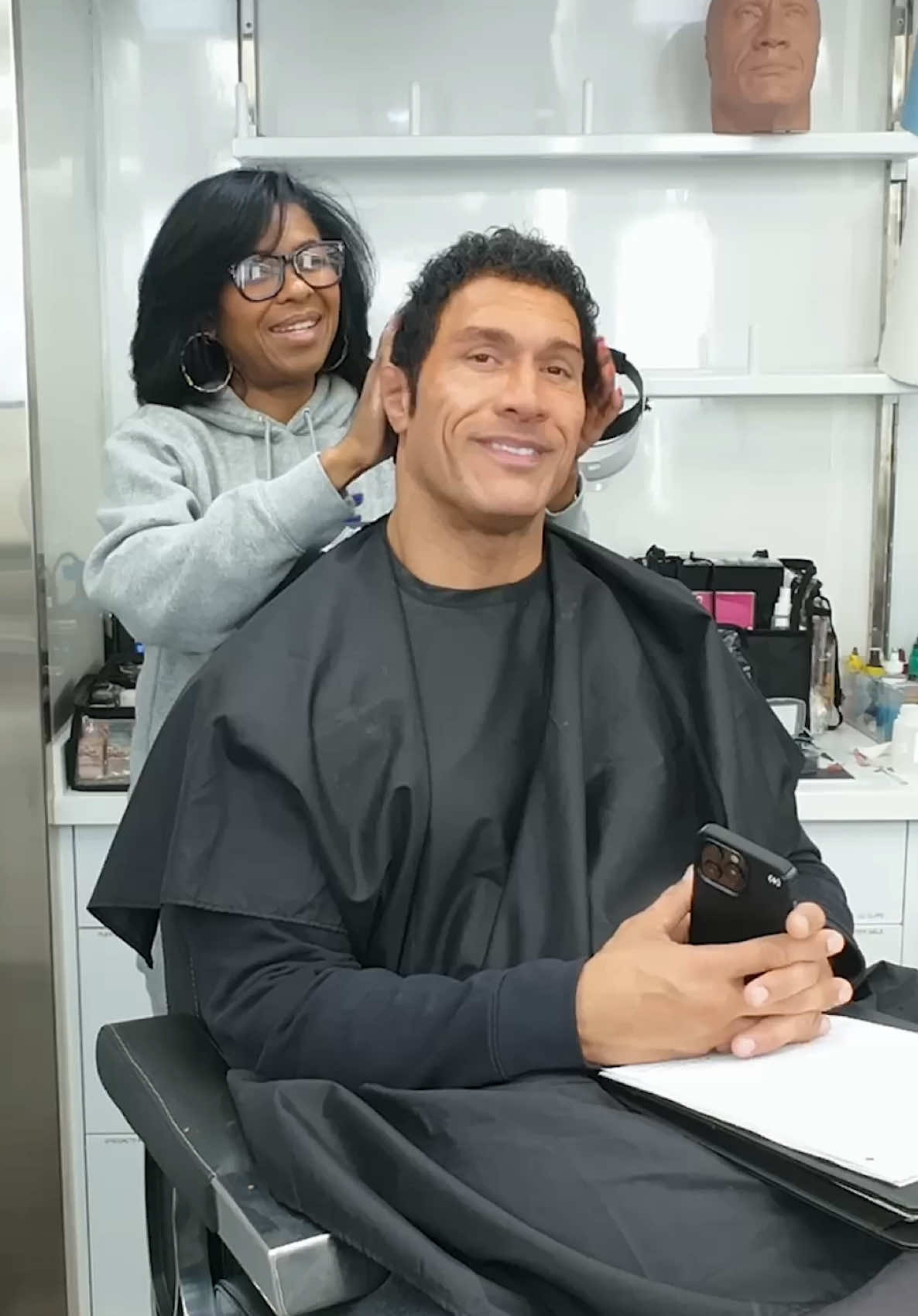 3 hour daily transformation on set to turn @The Rock into the Smashing Machine by master Kazu Hiro