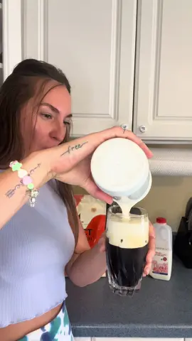 Who needs Starbucks when you’ve got your own gains in a cup. I’ve spent nearly 8 dollars on a protein coffee and was like absolutely not. Ya girl got you! Make it at home ☕️💪 #fyp #coffee #Recipe #gains 