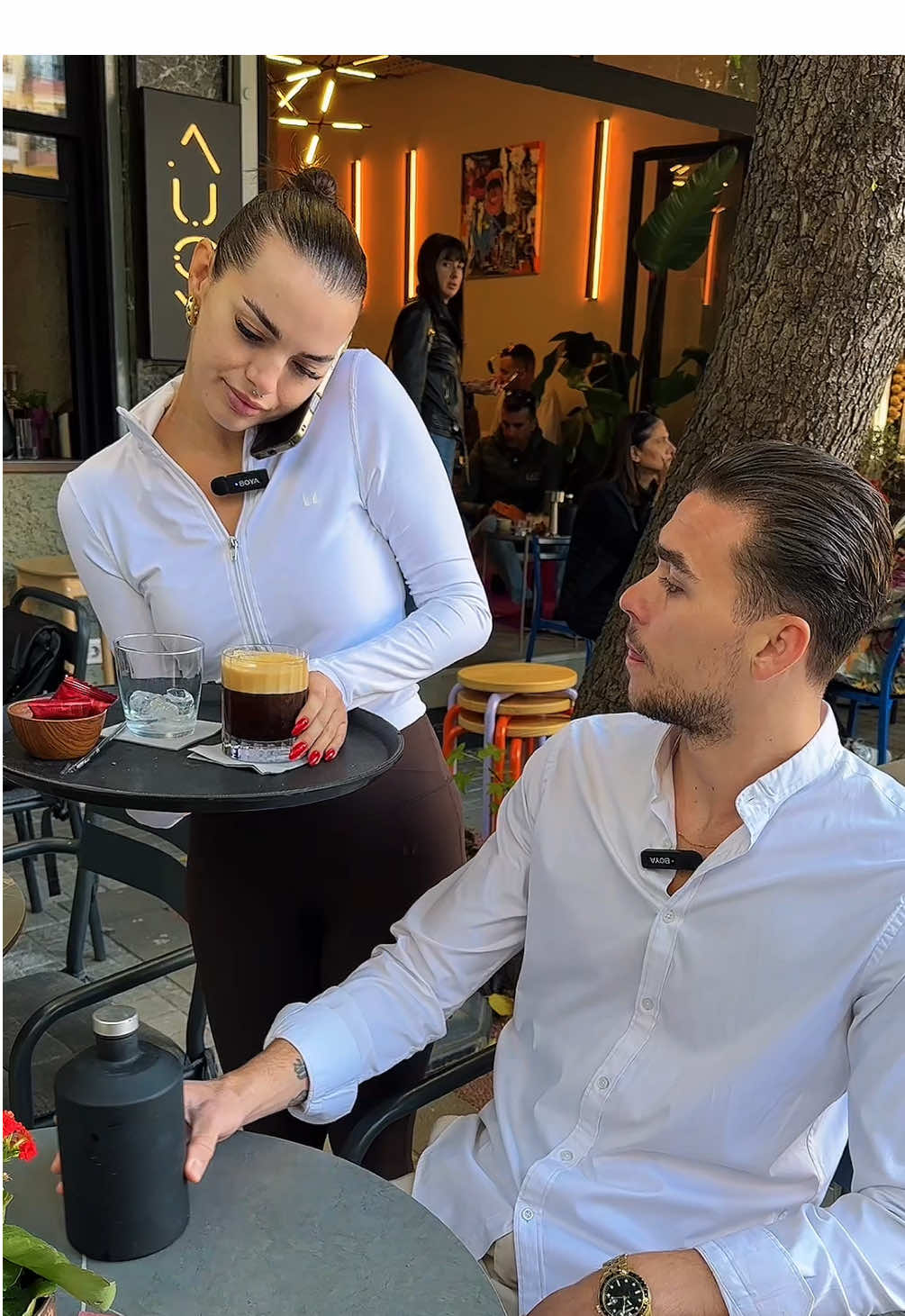 Team work 😂💁‍♀️📱 #lucyskg #skg #coffee #viral #trending 
