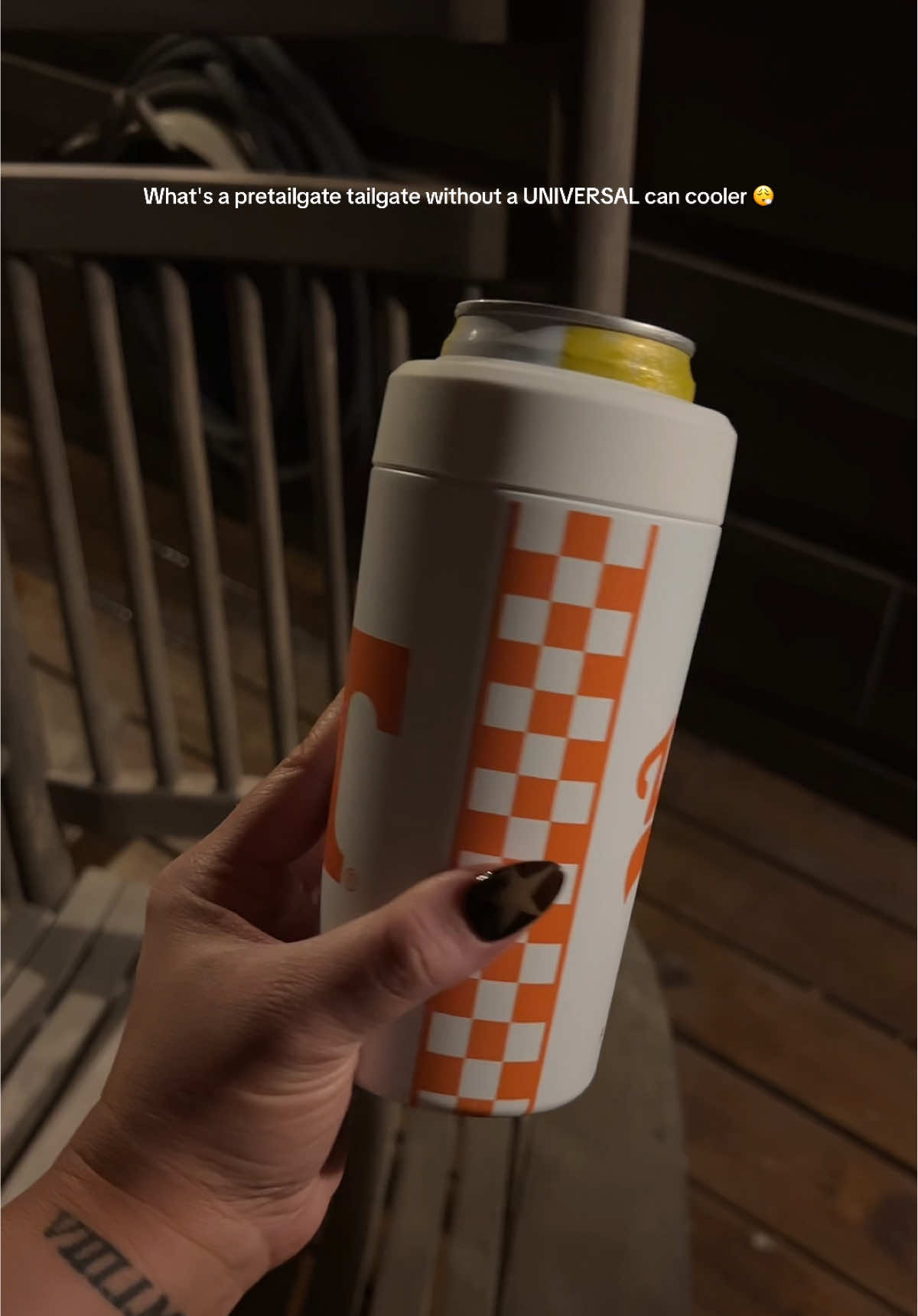 The PERFECT gift idea!! Fits every size and you'll never have to switch can coolers again 😮‍💨 #frostbuddy #stockingstuffer #christmasgiftideas #giftsformen #tiktokshopblackfriday 