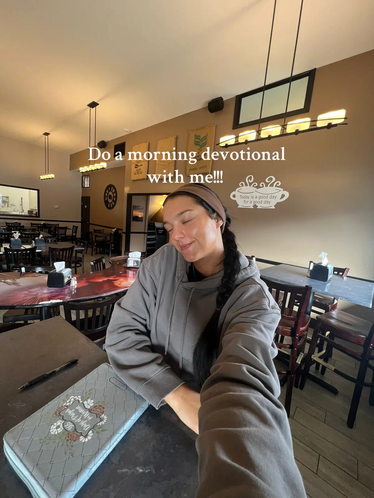 I told myself at the beginning of this year I would do a devotional every single day and I can’t tell you how MUCH it has brought me closer to Jesus. If you’re thinking about it, do it. Read his word every day and I promise you he will speak to you in more ways than you could ever imagine. #goodmorning #devotional #jesuslovesyou #relatable #foryoupage 