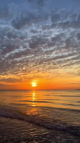 #kendarisulawesitenggara #susnset🌅 #sunrise #kendari #kendaritiktok 