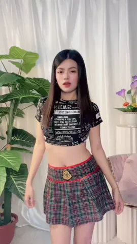 support my live now, everyone! thank youuu 🤪 #fyp #foryou #viral #unfolded 