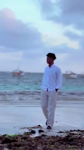 Jiwiga jawiyda#🌊❤️ #tiktok #muqdishotikto #somalitiktok @Qadaraani17🔰 @FUAD 