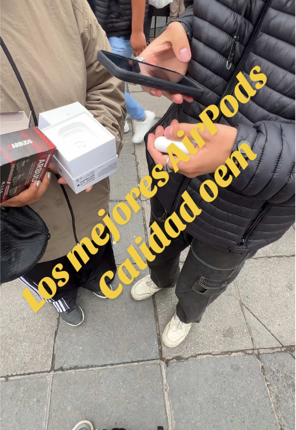 Los mejores audífonos y la mejor calidad para acceder del descuento solo para seguidores #airpodspro #airpods #audifonosbluetooth #apple #lapaz_bolivia🇧🇴 