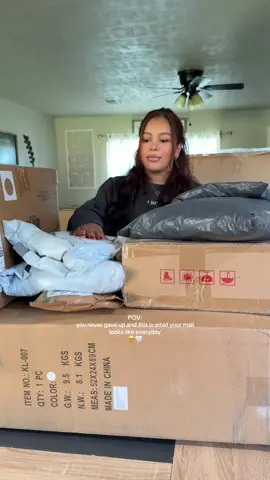 consistency & hard work changed my life 🥹🤍 #grindmode #motivation #contentcreator #blessed #tiktokshop 