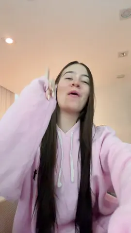 kkkkkkkk adorei 