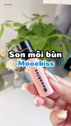 20/10 với một màu son xinh cho mấy nàng của tuii nè🥰 #mooekiss #sonbunmooekiss#thaosophiaaa 