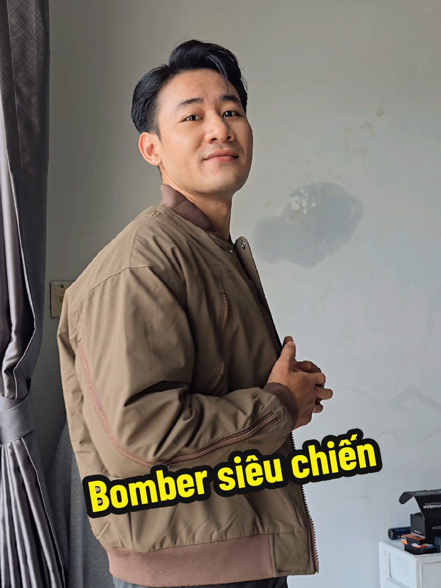 Tuy không phải thiếu gia nhưng đồ anh mặc giá phải chăng 😎 Bomber 3 lớp chưa tới 300🐟  #tingo #aokhoac #thoitrang #bomber #aobomber 
