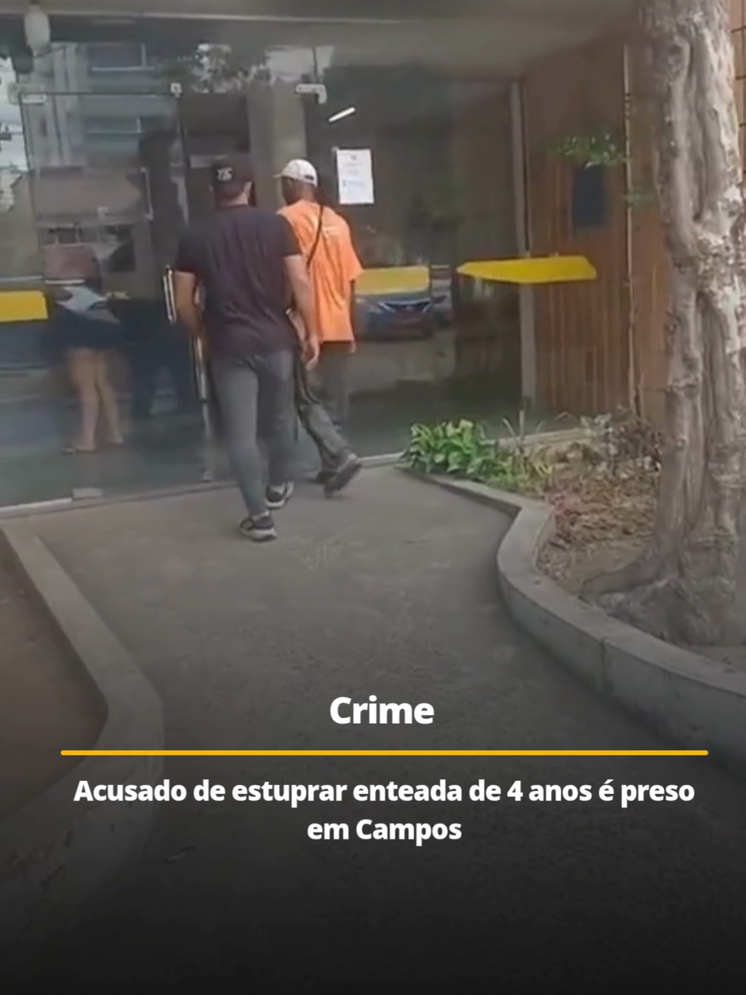 👉 Um homem de 38 anos foi preso nessa segunda-feira (13) pelo crime de estupro de vulnerável contra a própria enteada, em #Campos. Na época do crime, a vítima tinha 4 anos. O mandado de prisão preventiva foi cumprido pela #Delegacia Especializada de Atendimento à Mulher (Deam) do município. 📲 Leia a matéria completa em folha1.com.br (link na bio e nos stories)