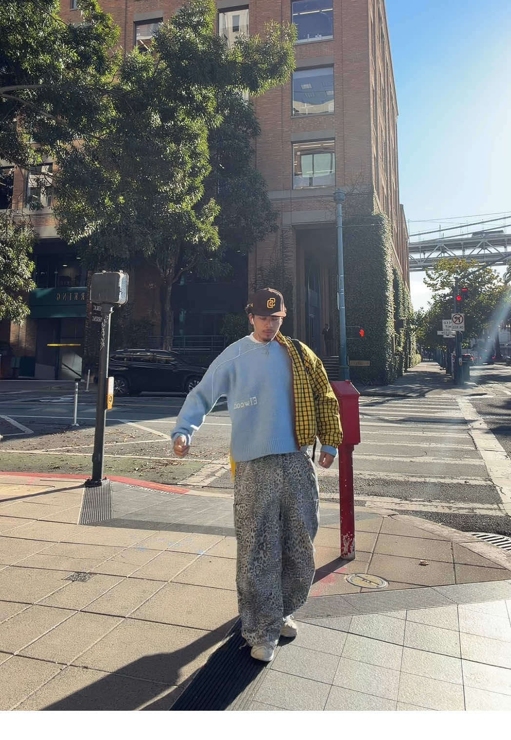 Good morning. Here’s how I styled my #supreme week 6 track jacket #fasion #style #sanfranciscofashion 