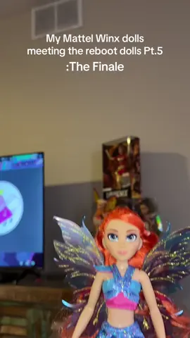 The finale battle since I don’t have Mattel Aisha… #winx #winxclub #dollcollector #mattel #winxclubofficial 