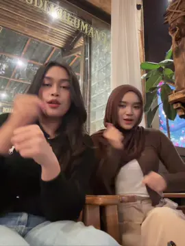akhirnya bisa main sm seleb
