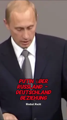 💬„2001 sprach Putin im Bundestag von Freundschaft, Vertrauen und einer gemeinsamen Zukunft zwischen Russland und Deutschland. Heute – nur 24 Jahre später – klingt das wie eine ferne Erinnerung. 🕊️🇩🇪🇷🇺“ #politik #putin #fyp #mindset #tiktok