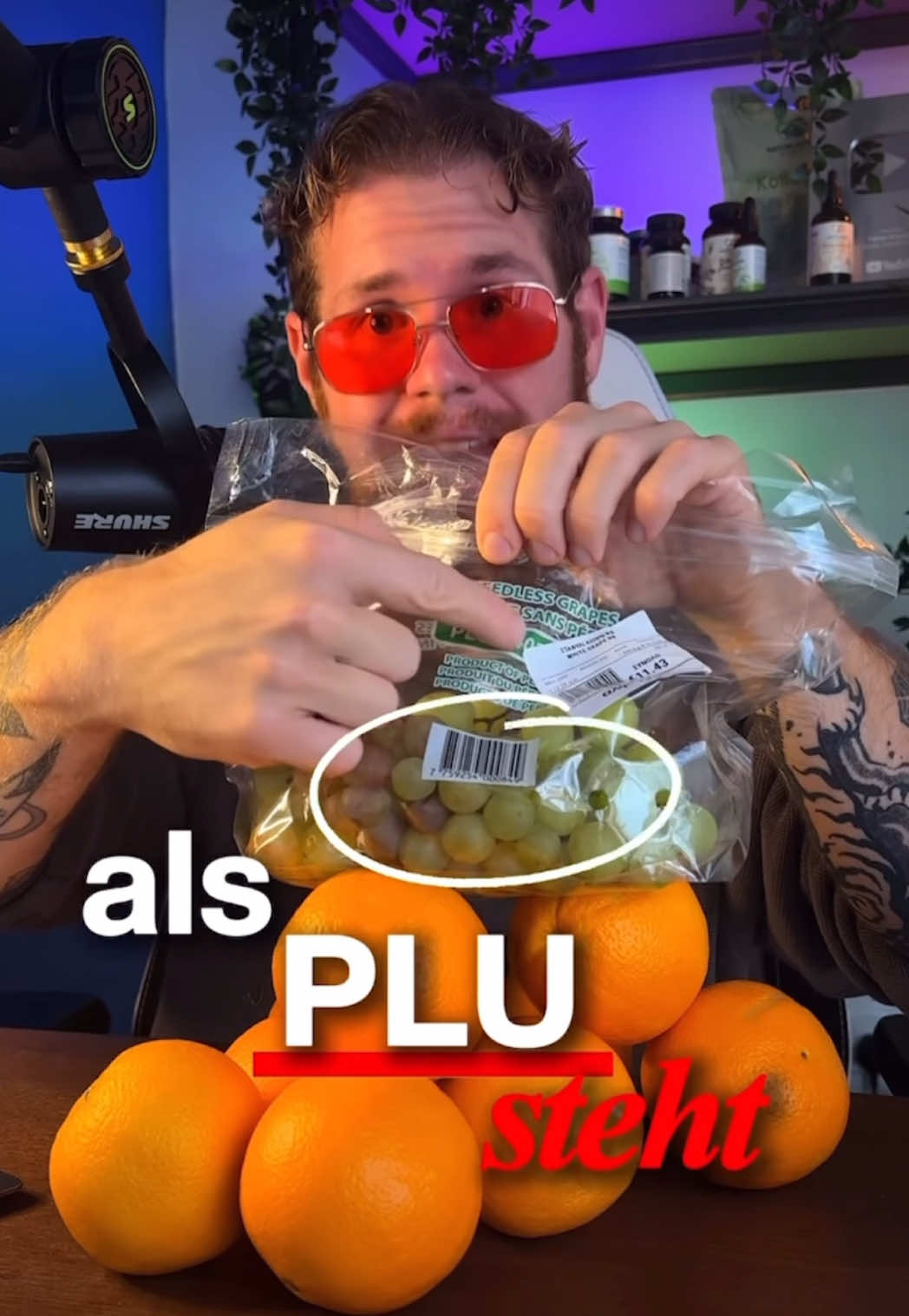 Obst und Gemüse aus der EU werden regelmäßig kontrolliert, Rückstände liegen bei über 95 % der Proben unter den gesetzlichen Grenzwerten. Wer Rückstände weiter reduzieren will, kann Obst einfach waschen oder schälen – das senkt mögliche Rückstände um 30–80 %, ohne Nährstoffe stark zu verlieren. Bio kann sinnvoll sein, weil dort keine synthetischen Pestizide eingesetzt werden. Erlaubt sind aber natürliche Mittel wie Kupfer oder Schwefel, die ebenfalls nicht harmlos sind. Beim Nährstoffgehalt gibt es kaum Unterschiede zu konventioneller Ware. Der eigentliche Vorteil liegt vor allem im Umweltschutz und in nachhaltigeren Anbaumethoden, nicht darin, dass Bio automatisch gesünder wäre. #fyp #health #Science #nutrition #Fitness