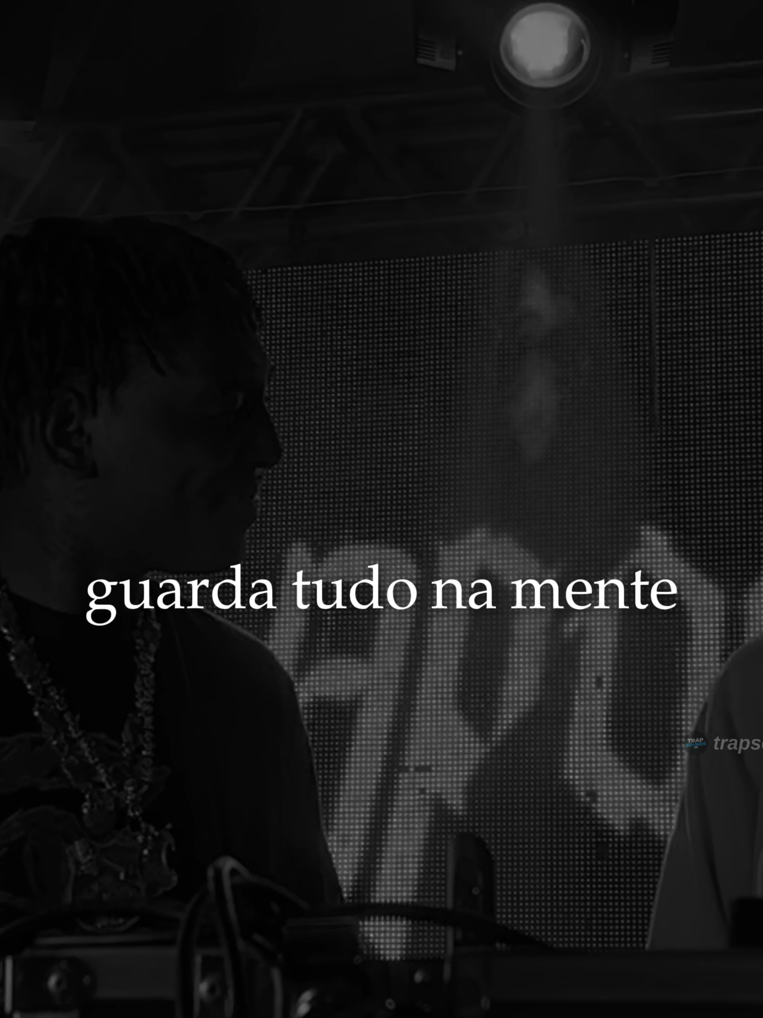 No meio dos falsos, ela é minha paz ❤️ #caioluccas #tzdacoronel #fyp #lyrics_video