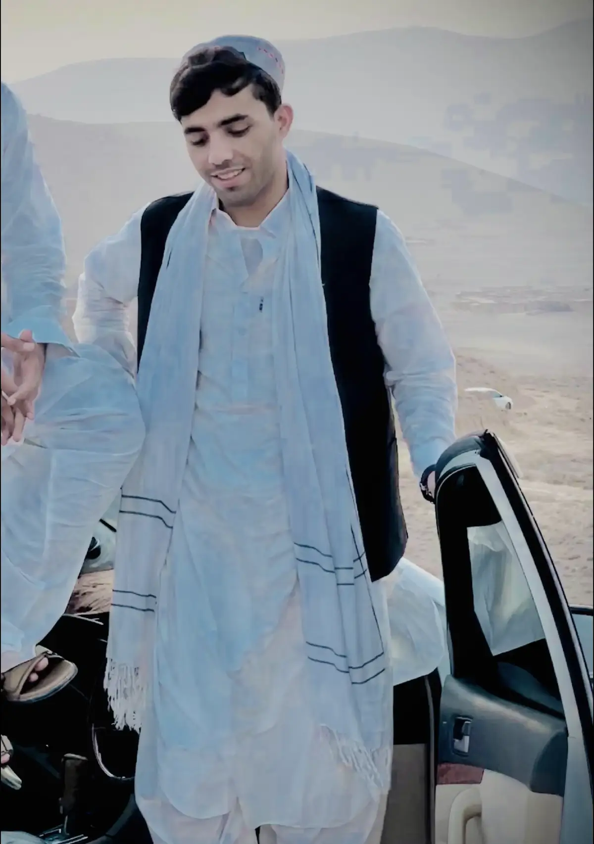 لمر پہ ولید و پہ اغہ لار ورلم #viralvideo #please #myacountfreez😥 @• 🦋✨FAREEDO✨🦋 • #viralvideo #please 