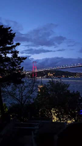 19:36  Seni gördüğüm zaman 🫶  📍Kuzguncuk üsküdar İstanbul 