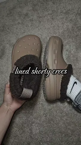 lined shorty crocs #fallfashion #crocs #crocsnewarrivals #tiktokshopblackfriday 