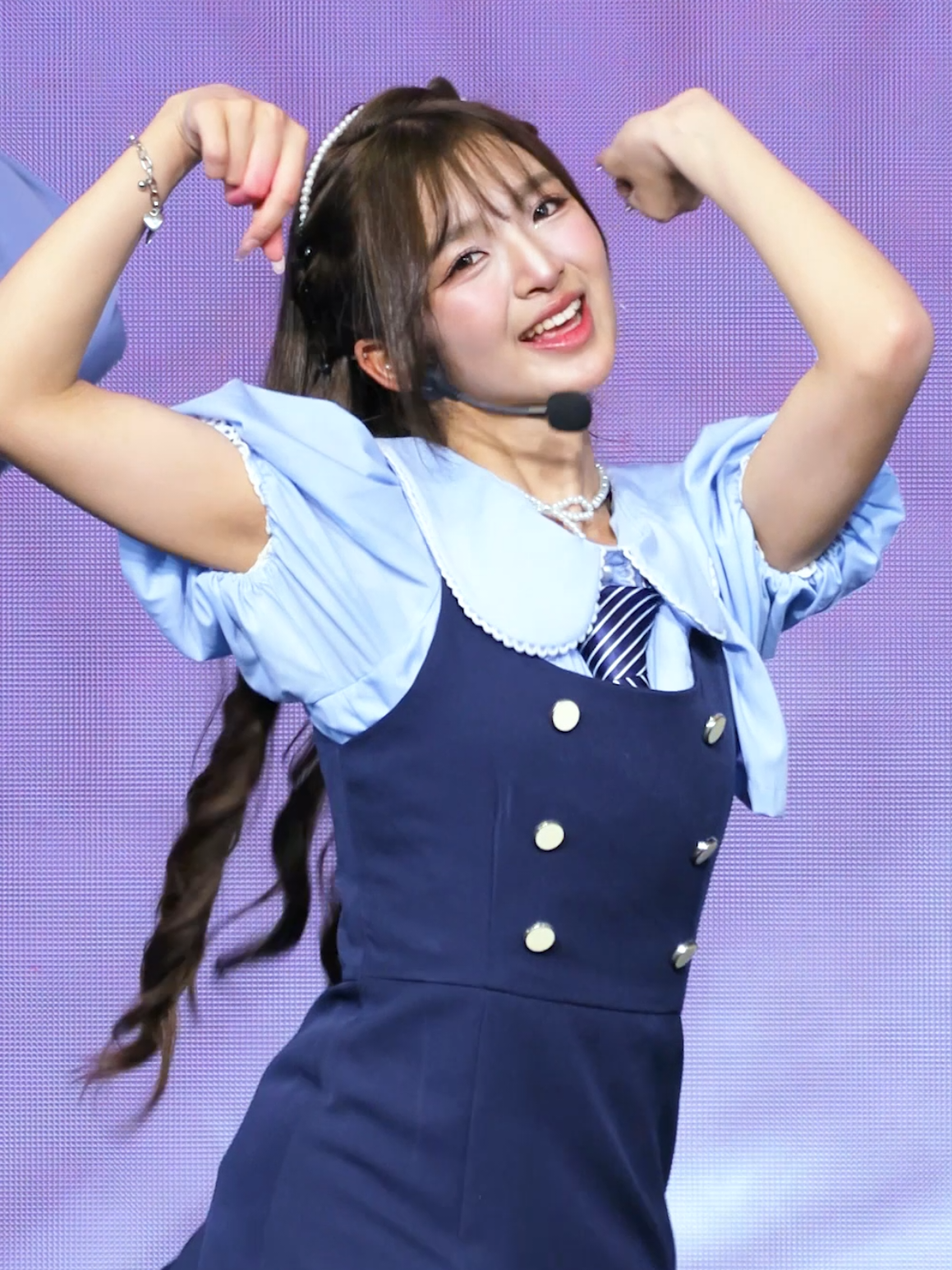 Kimi wa Melody @PraewBnk48  #PraewBNK48 #BNK48  #Y2Z #Y2ZFancam #WHYTOZEE  BNK48 6TH GENERATION Special Roadshow    Praew BNK48 Fancam