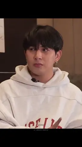 been watching his old interviews pero this one..anlayo na ng narating ng hindi mo pag-give up Maki..🥹 may sold out concert ka na sa Araneta ngayon oh🤧 cr : abscbn news YT @Maki *ੈ✩‧₊˚ #Maki #KOLORCOASTER #fyp #opm #dreamsdocometrue 