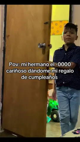 Mucho exceso de amor en un video JAJAJAJJAAJAJAJ #fypppppppppppppppppppppppp #fyp #hermano #viral 