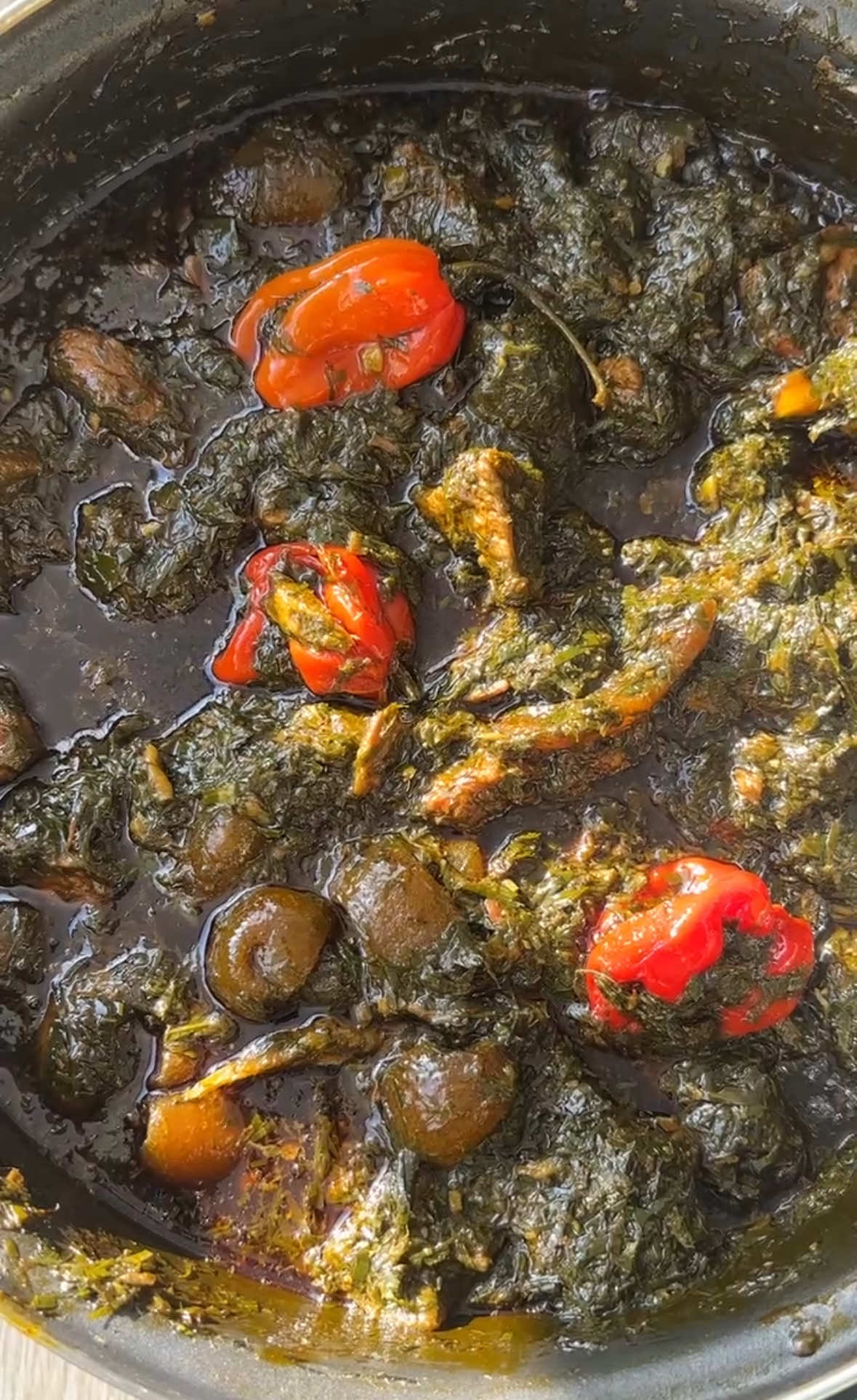 Eru Cameroun  Eru de qualité  Recette Eru / Eru Cameroun  Cameroonian Eru  #eru #pourtoii #fyp #foru #tiktokfrance