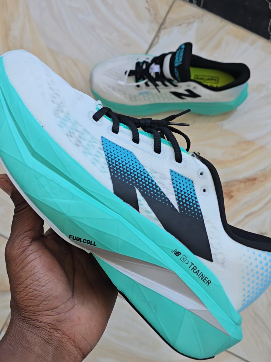 New Balance FuelCell SuperComp 💨 Orthopedic comfort meets performance! Ideal for running & gym training. Sizes 37–45 @4000 — step up your fitness game! 🏋️‍♂️👟 #NewBalance #FuelCellSuperComp #GymShoes #RunningShoes #MensSneakers new balance fuelcell supercomp, orthopedic running shoes, gym training sneakers men, breathable workout shoes, fitness running shoes kenya