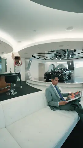 You have to wait and see the end. 😏 #Valour#V12#Manual#AstonMartin#fyp 