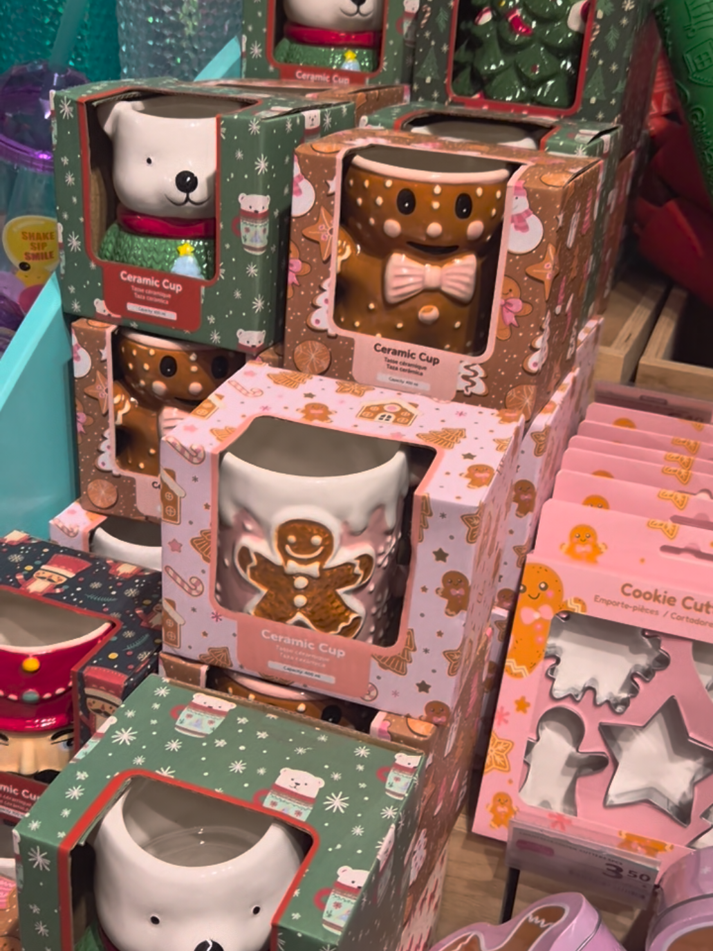 oui on est en octobre mais l'année dernière j'ai attendu et elles me sont passées sous le nez 😭 #fyp #pourtoi #normal #christmas #noel @NORMAL France 