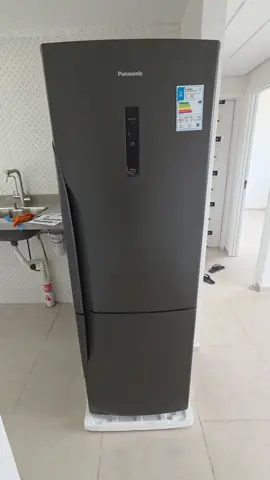 @Panasonic Brasil  minha bb41 chegou ela é linda ❤️😍 #morandosozinho #geladeira #bb41titânio #apartamento #diario 