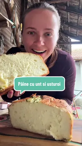 Pentru aluat: 500 g făină (tip 000 sau pentru pâine) 7 g drojdie uscată (sau 20 g drojdie proaspătă) 1 linguriță zahăr 1 linguriță sare 250 ml lapte călduț (nu fierbinte) 1 ou 50 g unt topit sau ulei Pentru umplutura cu unt și usturoi: 100 g unt moale 4–5 căței de usturoi pisați sau tocați mărunt 2 linguri pătrunjel tocat (opțional) Un praf de sare Opțional: parmezan ras sau mozzarella pentru un gust mai bogat Coacere la 180 de grade până devine frumos rumenita. Timpul diferă de la cuptor la cuptor. 🤷‍♀️ #garlicbread #reteta 