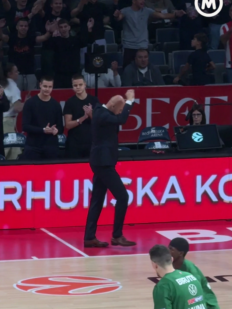 Arena ovacijama dočekala Sašu Obradovića #kkcz #mozzartsport 