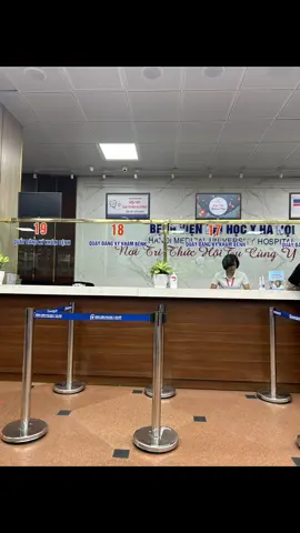 Em nhập viện rồi nhé 🥲ai cần lấy ảnh xin nghỉ làm, nghỉ học cứ tự nhiên nha em không để làm của riêng đâu#xuhuong #bệnhviệnđạihọcyhànội 