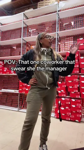 Cause mind your business 🙃 #wlw🏳️‍🌈 #phillytiktok #lebiansoftiktok🏳️‍🌈🌈 #fyp #worklife 