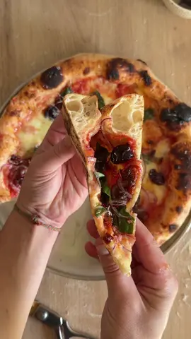 Truquillo para cornicione más voluminoso 🤌 #pizza #pizzatime #pizzalover #pizzanapoletana 