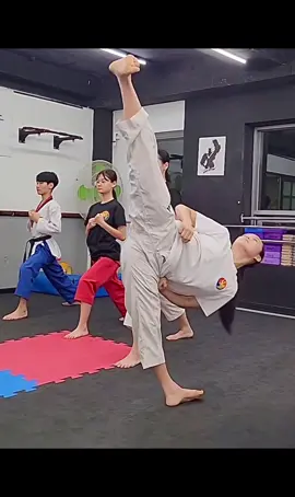 Passion 💪🏽👊🏽👊🏽👊🏽#creatorsearchinsights #taekwondo #fyp #martialarts #poomsae forms, training, practice, motivational, hard work, commitment 