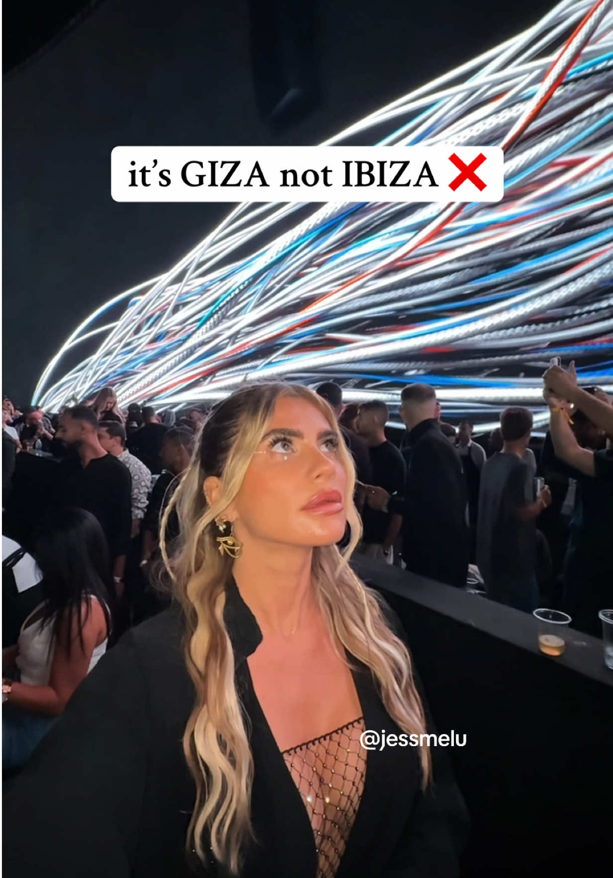 Tag your party partner — next stop: GIZA not Ibiza 🔥 Send this to someone who still doesn’t believe Egypt throws parties like this 👀 Forget Ibiza — this is Giza 🇪🇬✨ Dancing under the Great Pyramids… where history meets house music 🕺🏼⚡️ ✨follow @jessmelu for more travel inspiration, unique hotels, and lifestyle tips ✨     © Copyrighted content – no reposts allowed without prior permission  #anyma #pyramids #giza 