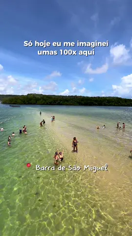 Paraíso perto de Maceió 🌴✨ Barra de São Miguel te espera com águas toda sua beleza singular: aqui tem mar, lagoa e a famosa Praia das Conchas. Vem viver esse pedacinho do paraíso! 🐚 . 👉 Garanta já o seu passeio pelo WhatsApp da @Maceió Alagoas Pass: (82) 99960-7012. . #alagoas #maceio #passeiosalagoas #barradesãomiguel