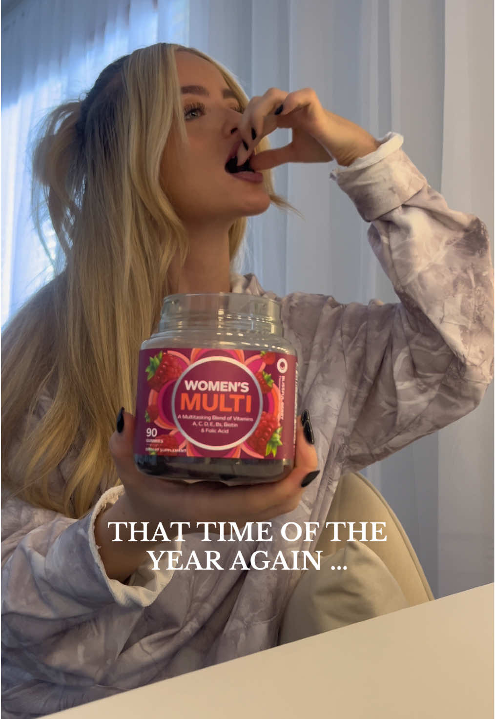 doing everything to not get sick 🤧 #multivitamin #ollywellness #sickseason 