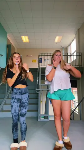 we back #dance #fyp #school #fit #viral 