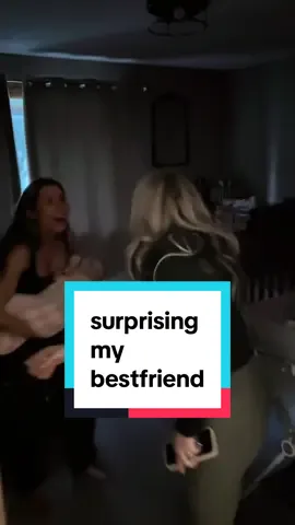 when you fly across the country to surprise your bestfriend you haven’t seen in almost 3 years 🥹 @Hail🍒🖤 #surprise #bestie #trending #fyp 