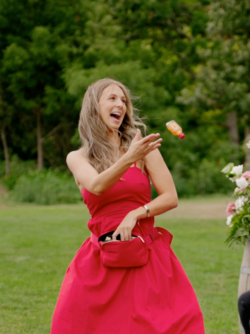 flower girl who?💐🍻 #weddingceremony #beerboy #weddingideas #ontarioweddingvideographer 