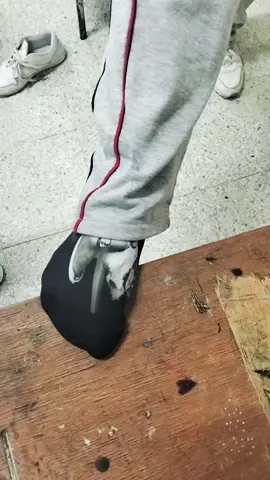 mi amiga y sus medias exóticas @𝘼𝙣𝙩𝙤🦭  #maluma 