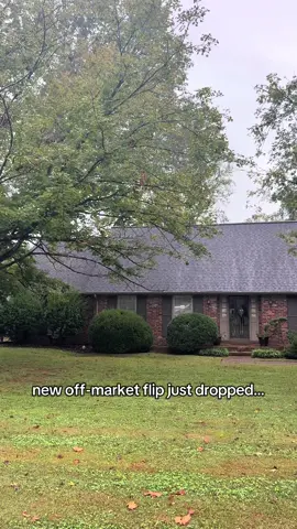 SING IT TAYLOR!! #fyp #flip #realestate #taylorswift #thelifeofashowgirl 
