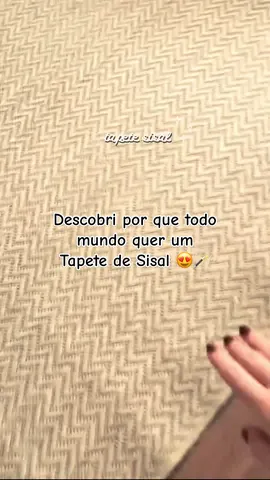 Tapete Sisal — Elegância, conforto e praticidade em um só toque! Sabe aquele toque que transforma a casa sem precisar reformar nada? 💫 O Tapete de Sisal é perfeito pra isso! Ele deixa sua sala ou quarto muito mais aconchegante, moderno e com aquele ar de casa dos sonhos 🏡 Além de resistente e fácil de limpar, combina com qualquer estilo de decoração — do clássico ao moderno! 👉 Digita “EU QUERO” que te envio o link #TapeteSisal #TapeteParaSala #TapeteSalaQuarto #TapeteGrande #Decoracao    