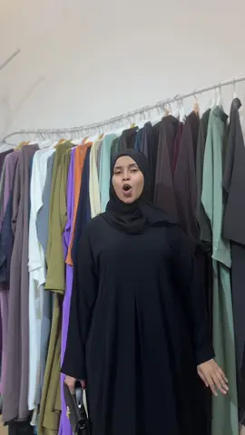 Close abaya plain @Ramlo qurux❤️💋 #viral #fypシ゚viral🖤tiktok #foryoupage #foryouu #fypシ゚viral🖤tiktok #pourtoi #CapCut 