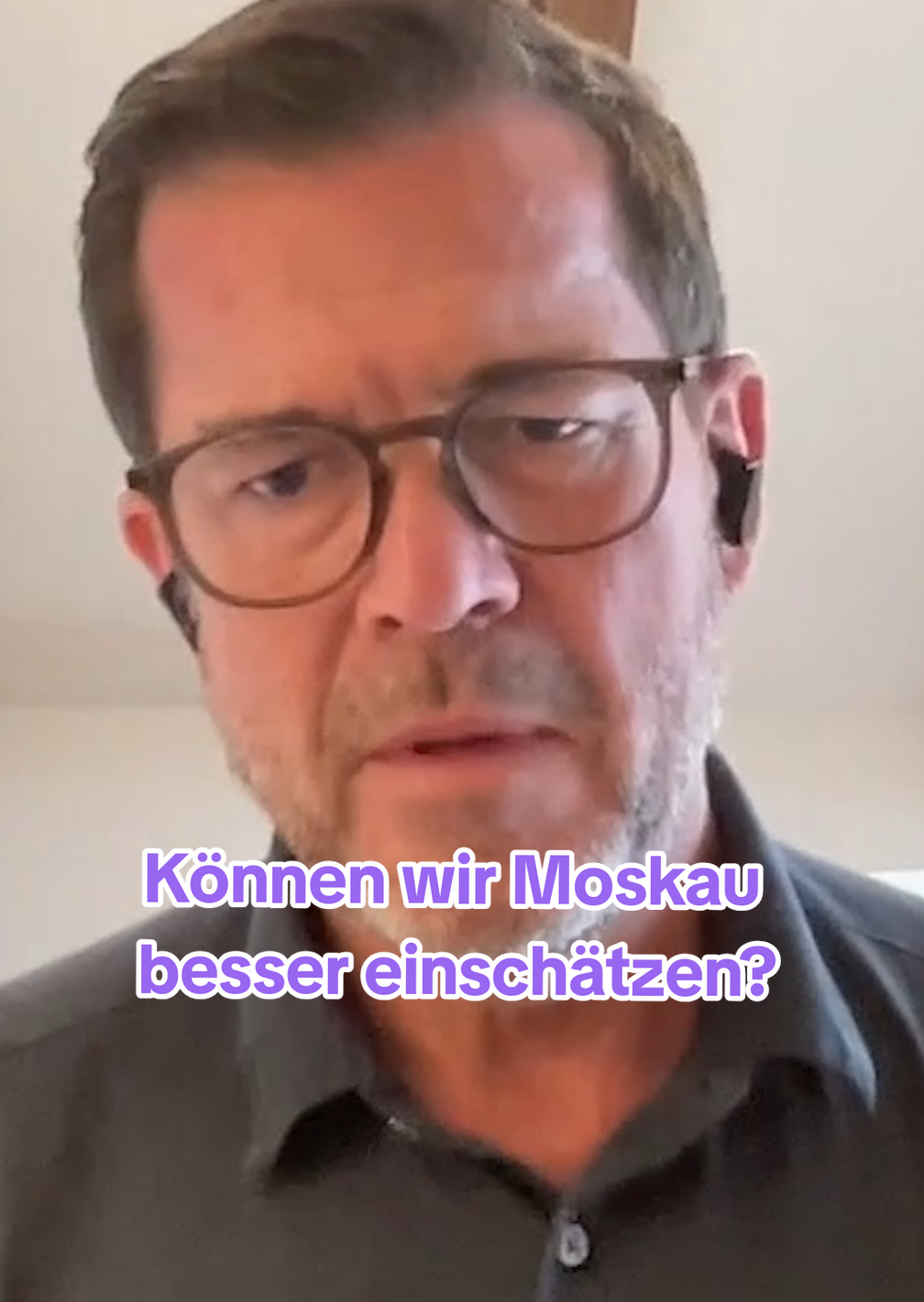 Wie ist deine Meinung dazu? #podcast #guttenberg #moskau 