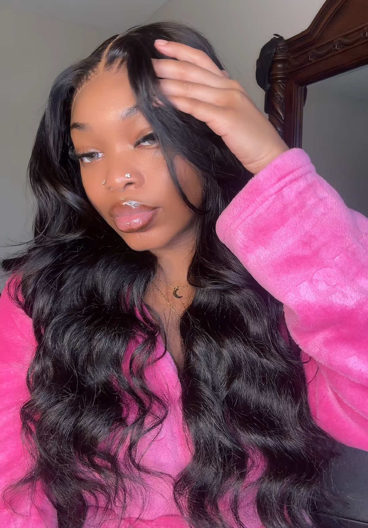 Installed Right Out Of Box Came Pre Everything😍😍 Hair From @Sunber Hair Link In Cart #fyp #wiginfluencer #tiktokshop #sunberhair #middlepart #gluelesswig #drawstring #layeredcurls #curtainbangs #blackgirlmagic #dayinmylife 